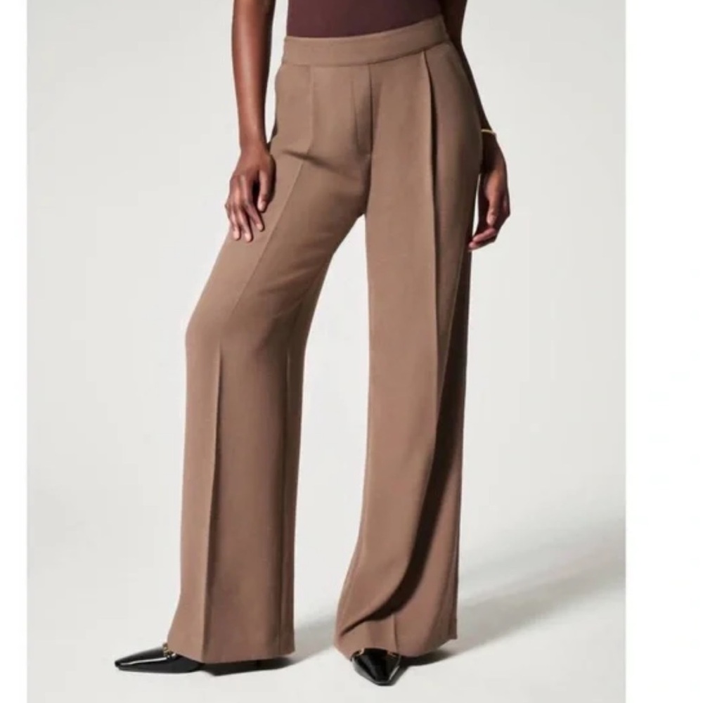 SPANX Cedar Crepe Pleated Trousers